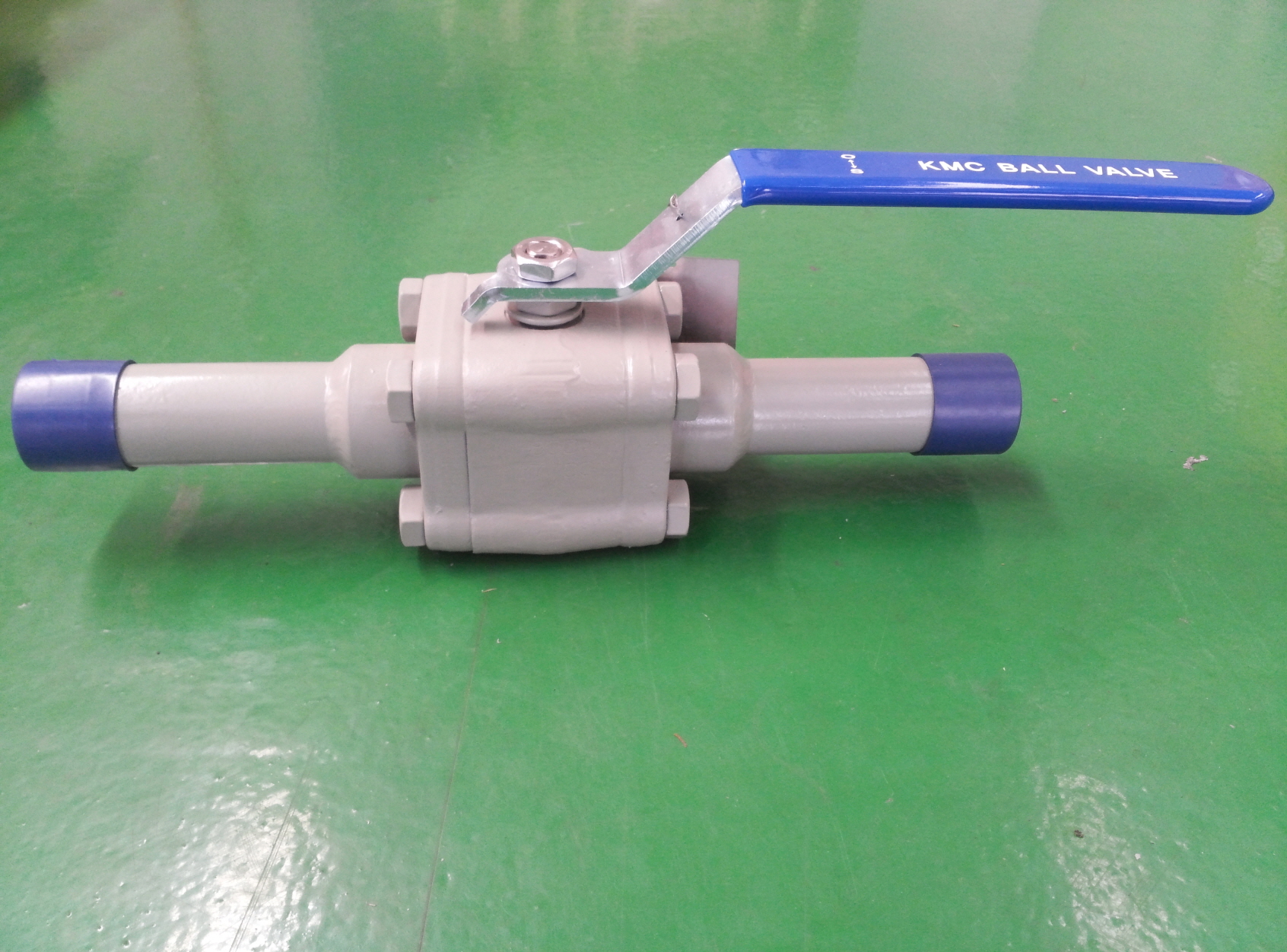 B3SO : Socket/Screw end ball valve